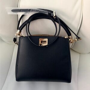 Elegant Black Handbag